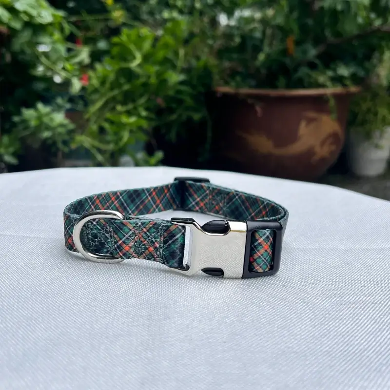 Christmas Dog Collar (1) Christmas Dog Collar (1)